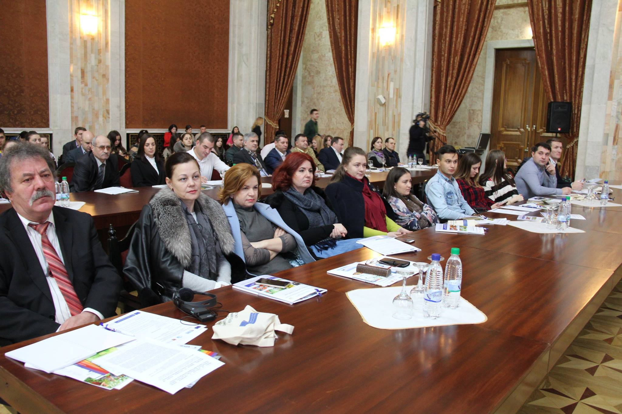 25073281 1140632299401066 5808036742836237578 one